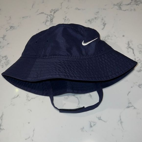 Nike UPF 40+ Infant Bucket Hat - Picture 4 of 6